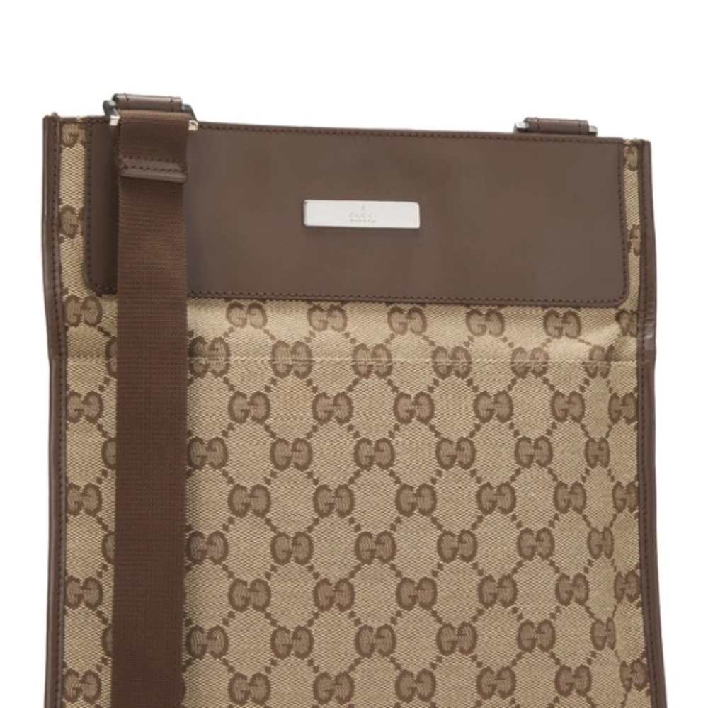 Gucci GG Canvas Messenger Bag - Picture 2 of 15
